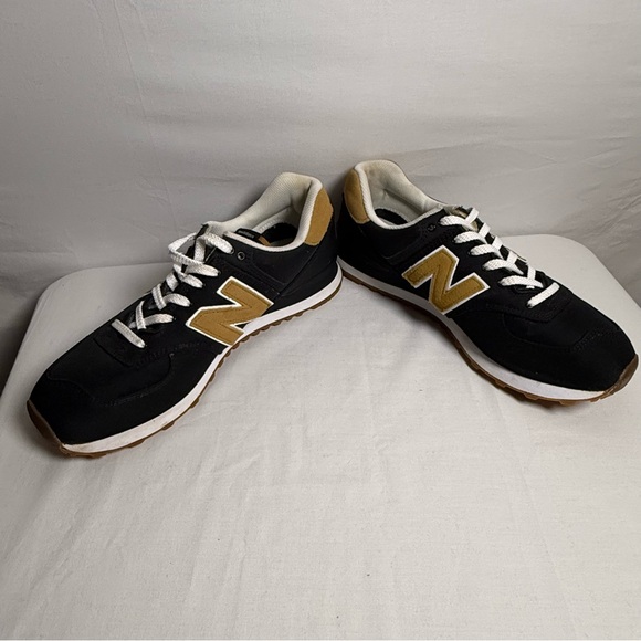 New Balance 574 V2 Black/Tan Workwear Mens Size 12  Sneakers ML574BK2 EUC - Picture 4 of 10
